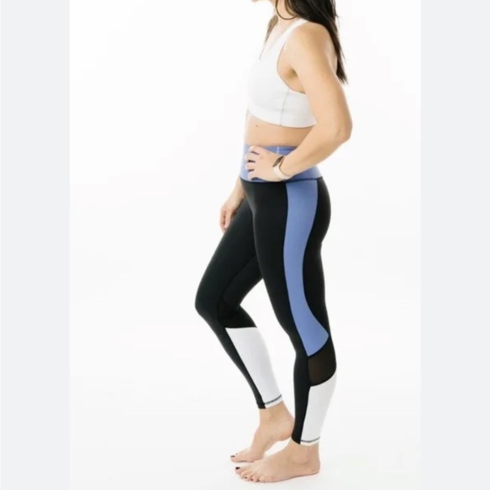 ZYIA Dark Sky‎ Mesh Colour Block Leggings Sz 6-8